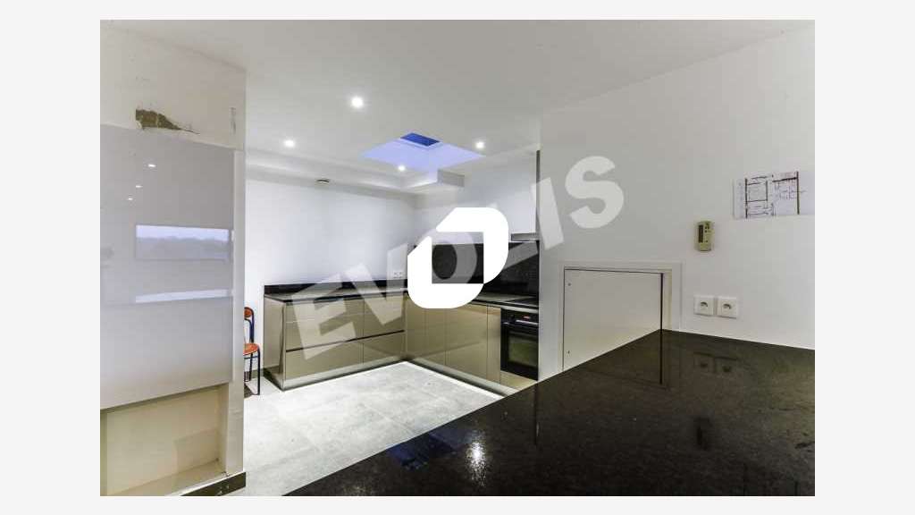 A louer Bureaux 140m² Saint pierre du perray