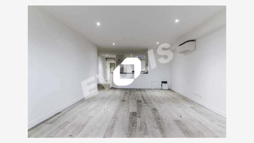 A louer Bureaux 140m² Saint pierre du perray