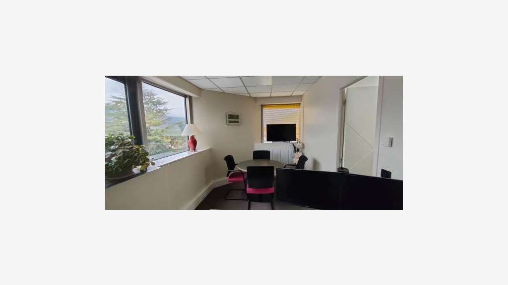 A louer bureau 71m² ZA de Saint-Pierre-en-Faucigny