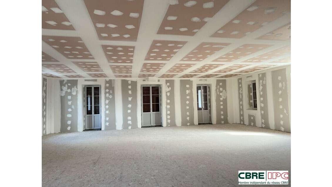 A louer bureaux 120m² R+1 à Saint Pierre d'Irube