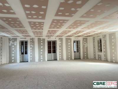 A louer bureaux 120m² R+1 à Saint Pierre d'Irube