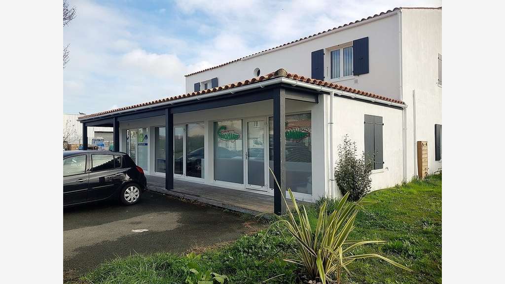 A louer local commercial 48m² St-Pierre d'Oléron