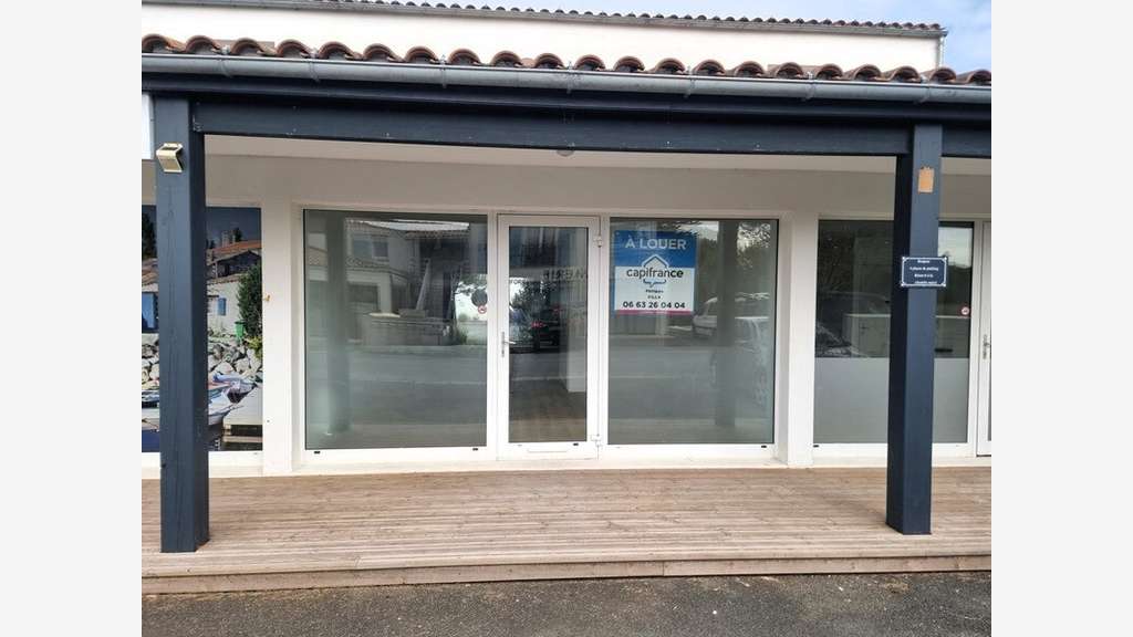 A louer local commercial 48m² St-Pierre d'Oléron