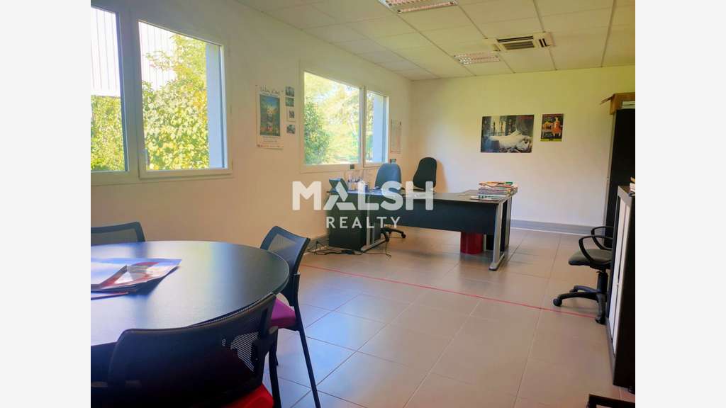 A louer bureaux 380m² divisibles à Saint Priest
