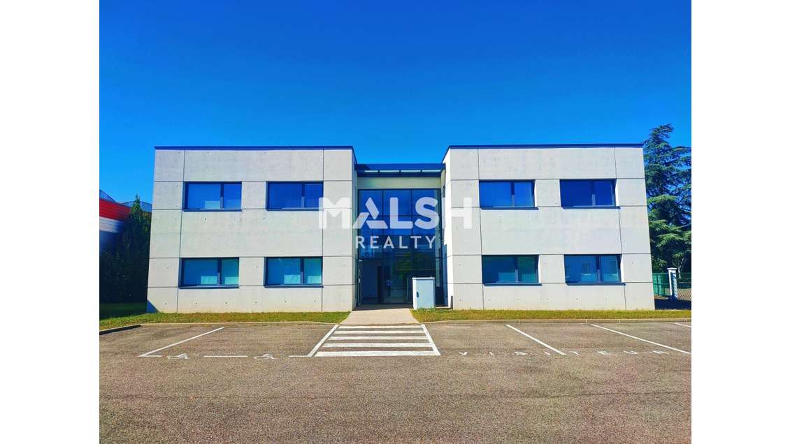 A louer bureaux 380m² divisibles à Saint Priest