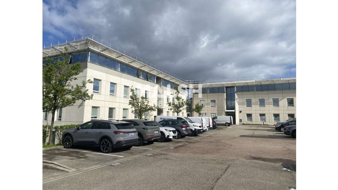 Bureaux à louer 456m² divisibles à Saint Priest