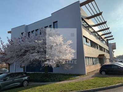 A louer bureaux 139m² St-Priest Parc Technologique