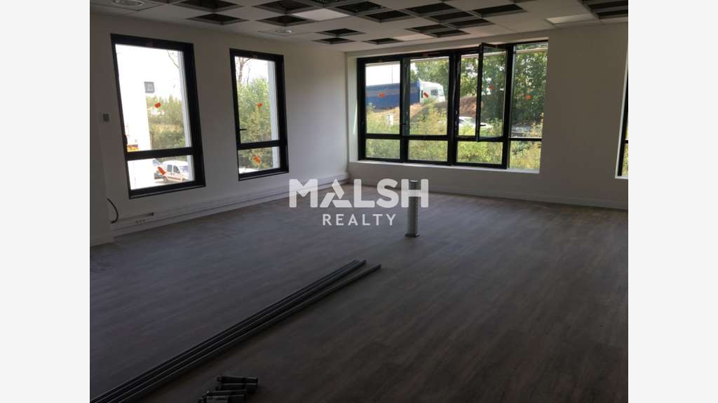 Bureaux à partir de 166m² à louer à Saint-Priest