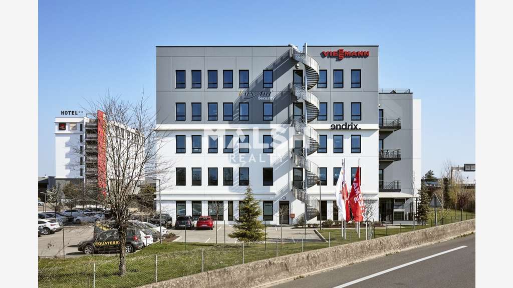 Bureaux à partir de 166m² à louer à Saint-Priest