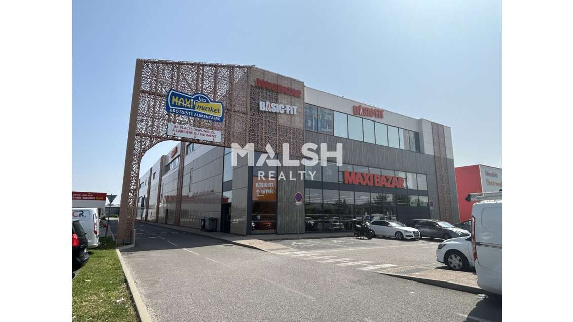 Bureaux neufs 672m² divisible à louer à St Priest