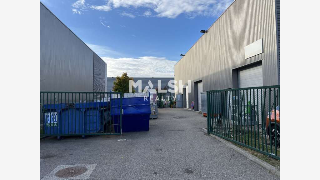 Bureaux à louer 435m² avec parkings à St Priest