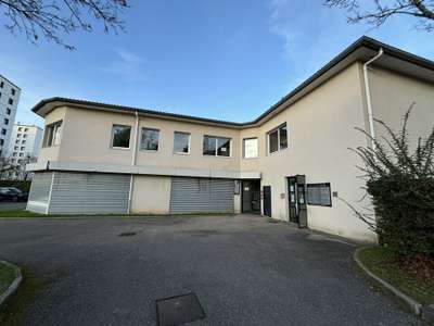 Location Bureaux à Saint-Priest