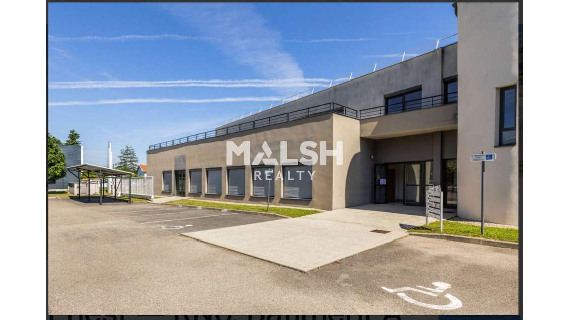 A louer bureaux 279m² Saint-Priest Rte de Grenoble