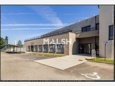 A louer bureaux 279m² Saint-Priest Rte de Grenoble