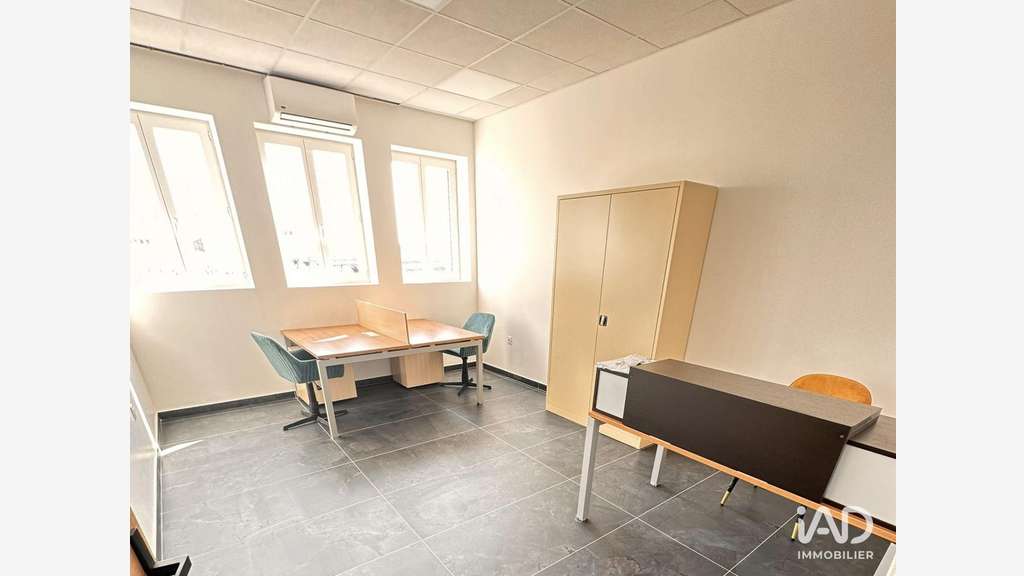 Bureau à Saint-Priest