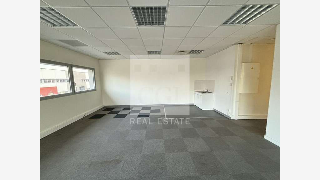 Bureaux à partir de 69m² à louer à Saint Priest