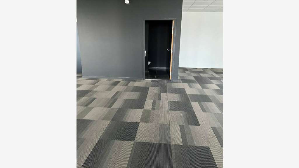 Location bureaux 133m² + parkings Saint-Priest A43