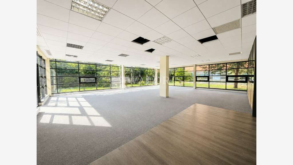 Bureaux dès 180m² à louer St Priest  Ilena Park