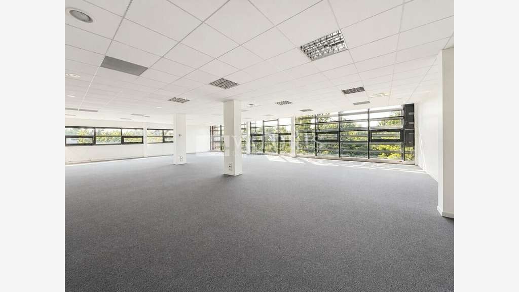 Bureaux dès 180m² à louer St Priest  Ilena Park