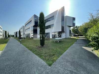 Location Bureaux à Saint-Priest