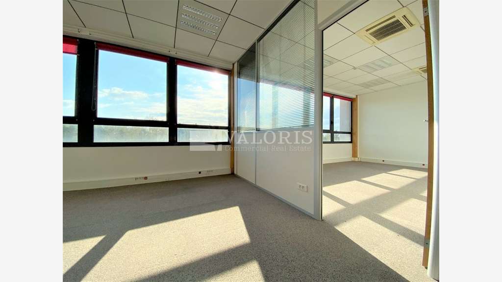 Bureaux à partir de 119,87m² à louer Saint Priest