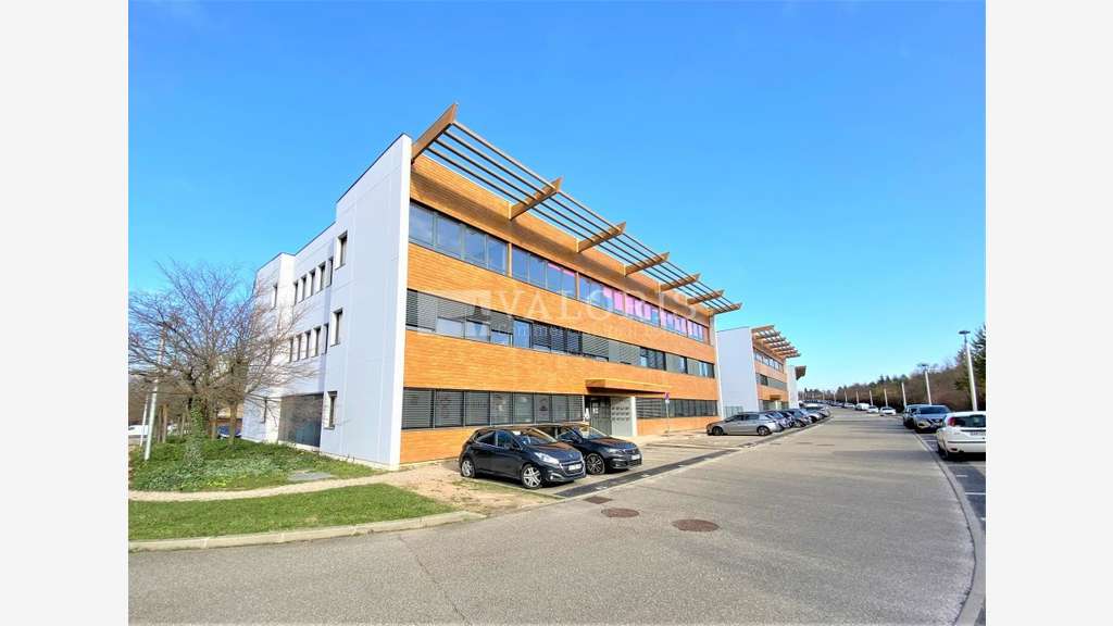 Bureaux à partir de 119,87m² à louer Saint Priest