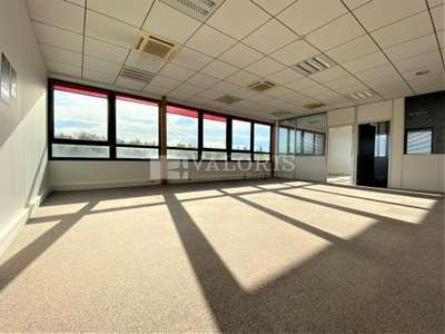 Bureaux à partir de 119,87m² à louer Saint Priest