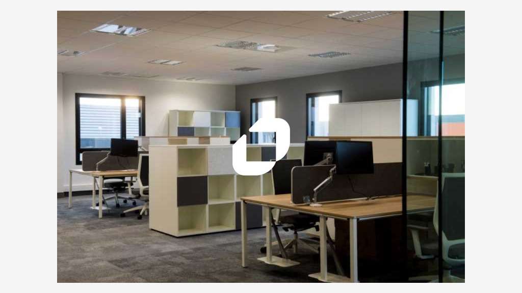 A louer Bureaux 1065m² Saint priest