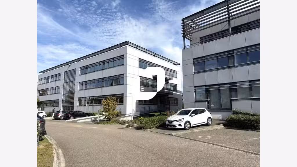 A louer Bureaux 2429m² Saint priest