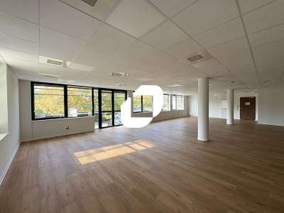 A louer Bureaux 2429m² Saint priest