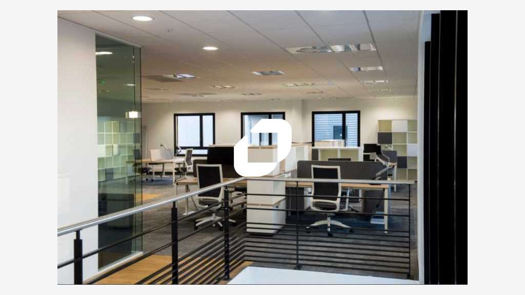 A louer Bureaux 1065m² Saint priest