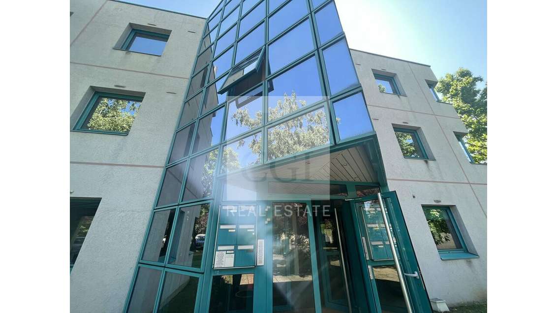 A louer bureaux 229m² à Saint-Quentin-Fallavier