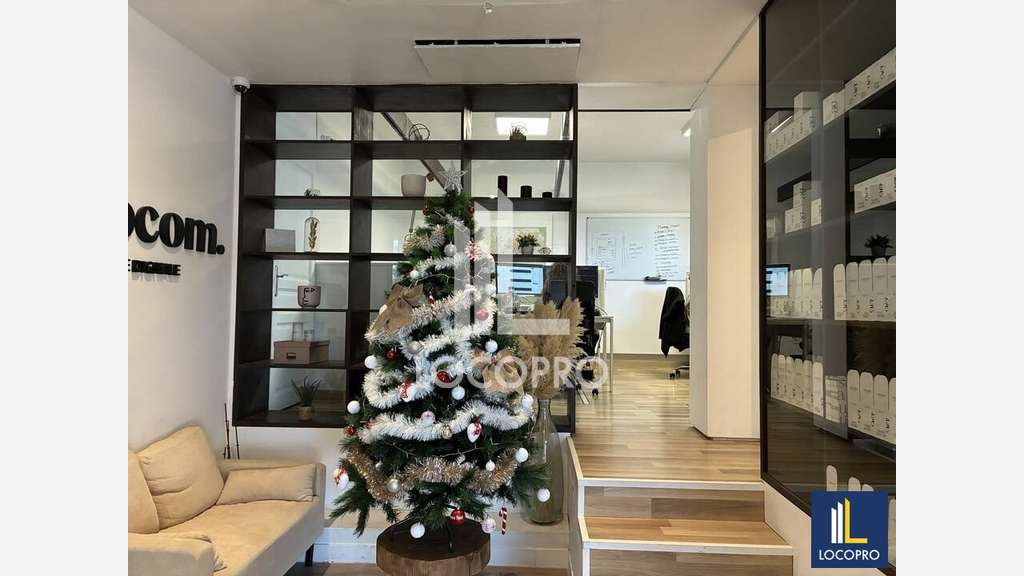 A louer bureaux 200m² bien situés à Saint-Raphaël