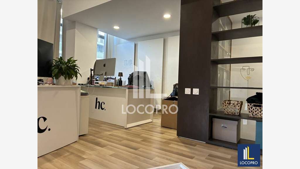 A louer bureaux 200m² bien situés à Saint-Raphaël