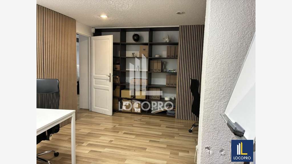A louer bureaux 200m² bien situés à Saint-Raphaël