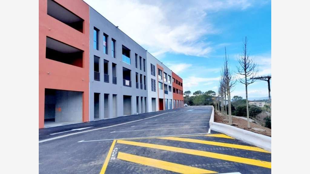 A louer local professionnel 62m² à Saint-Raphaël