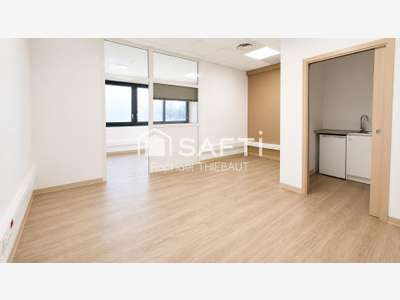 A louer bureaux 100m² R+2 emplacement stratégique