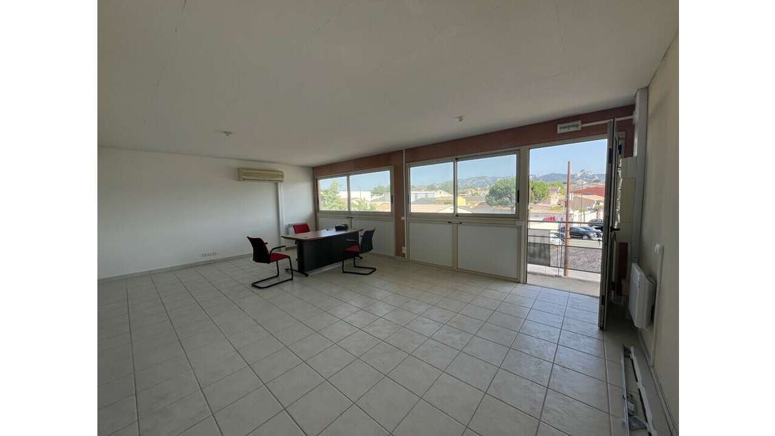 Bureaux de 68m² à louer ZAC Saint Rémy de Provence