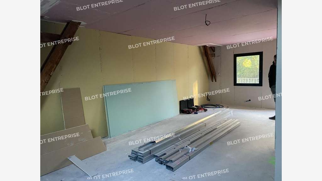 A louer bureaux 30m² ZA Saint-Samson-sur-Rance