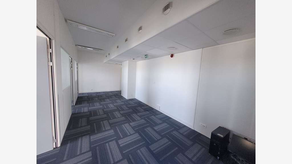 A louer bureaux 134m² R+3 à St Sébastien sur Loire