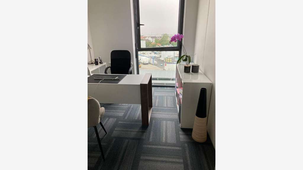 A louer bureaux 134m² R+3 à St Sébastien sur Loire