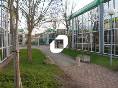 A louer Bureaux 1139m² Saint thibault des vignes