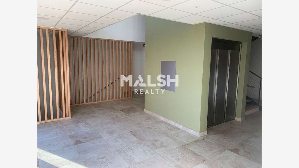 Bureaux à louer 1299m² à Sainte-Foy-lès-Lyon