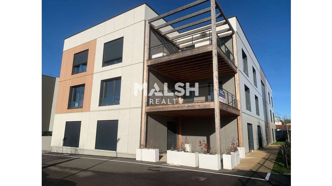 Bureaux à louer 1299m² à Sainte-Foy-lès-Lyon