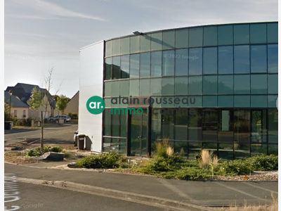 A louer bureaux 84m² belle visibilité Ste Gemmes