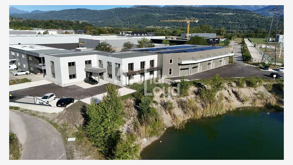 SAINTE-HÉLÈNE-DU-LAC - BUREAU à louer