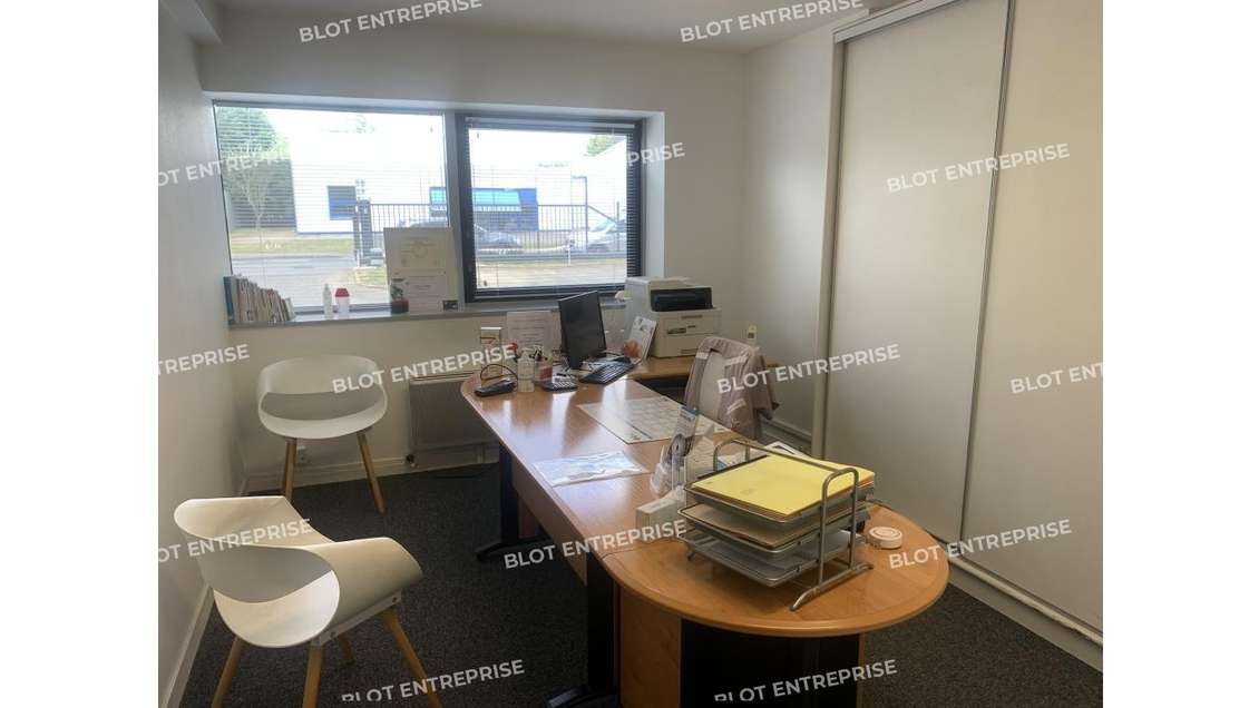 Location bureaux 73m² Sainte Luce sur Loire