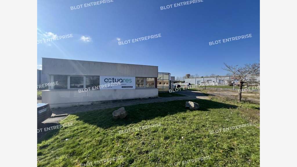 A louer bureaux 300m² à Sainte-Luce-sur-Loire