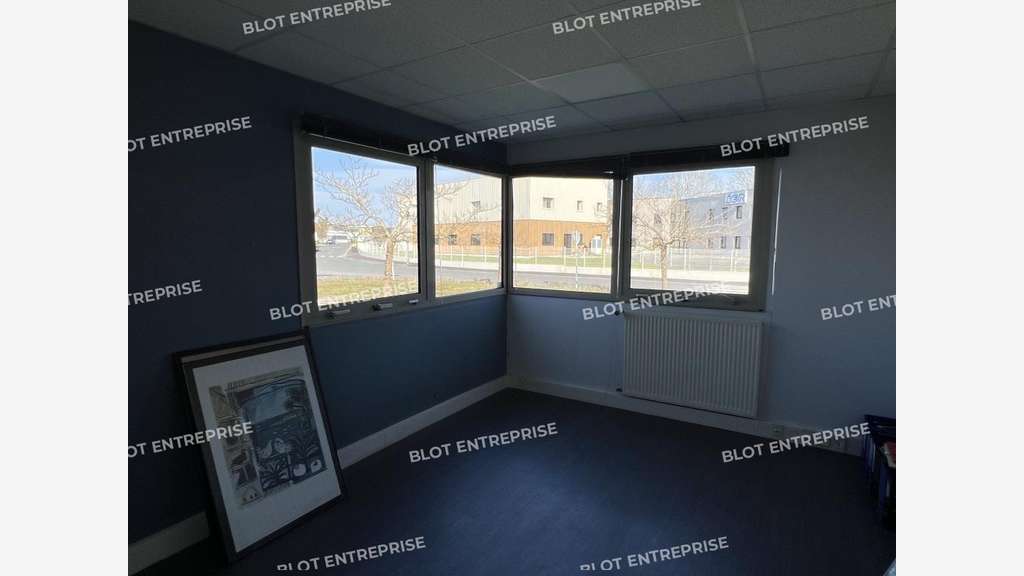 A louer bureaux 300m² à Sainte-Luce-sur-Loire