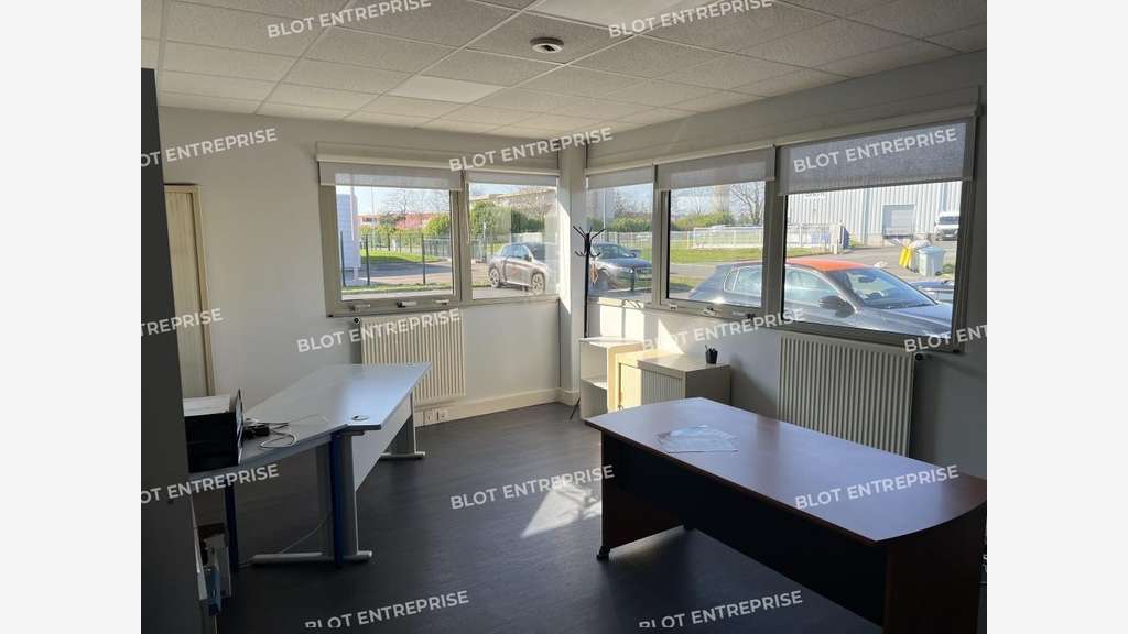 A louer bureaux 300m² à Sainte-Luce-sur-Loire